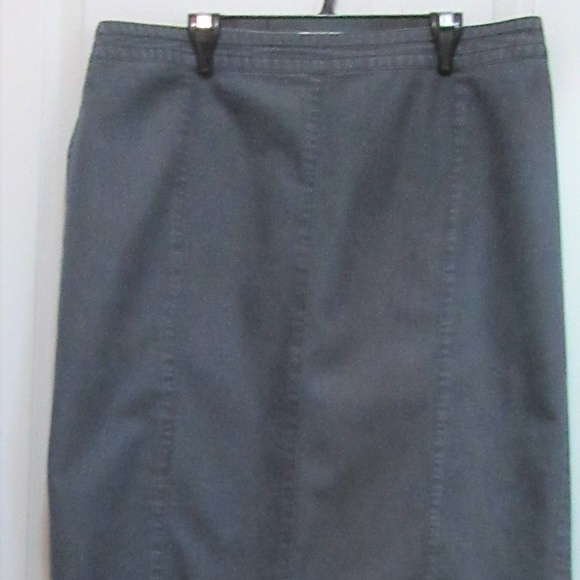 Skirt size 15- 2 for $15.00 - Picture 3 of 14